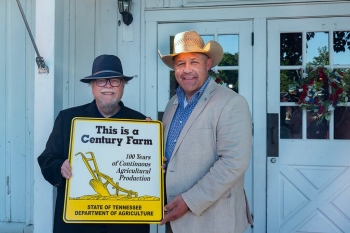 Century-Farm-1-copy-1024x683