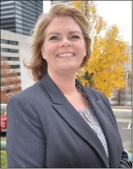 Headshot photo of Laura Young