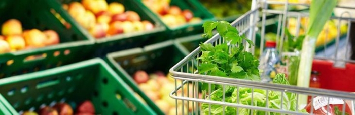 Consumers Grocery market image with shopping cart
