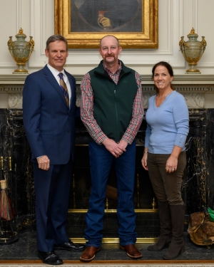 Wes Montooth Governor Bill Lee presents Wes Montooth Excellence Award