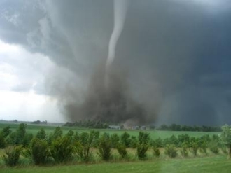photo of a tornado