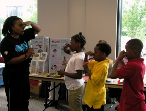 photo of children learning about asthma