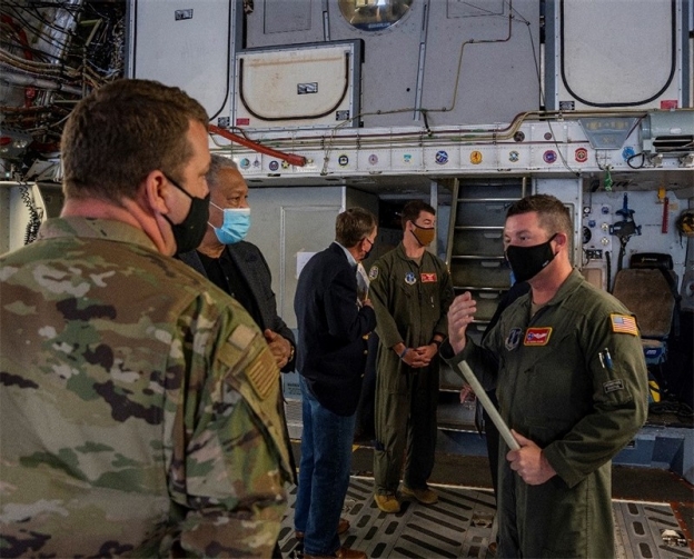 Aircrew members of the 164th Airlift Wing share C-17 capabilities and mission readiness as elected officials ask questions during a “Get to Know Your Guard” tour in Memphis, April 16. (Photo by: Airman 1st Class Travonna Hawkins)