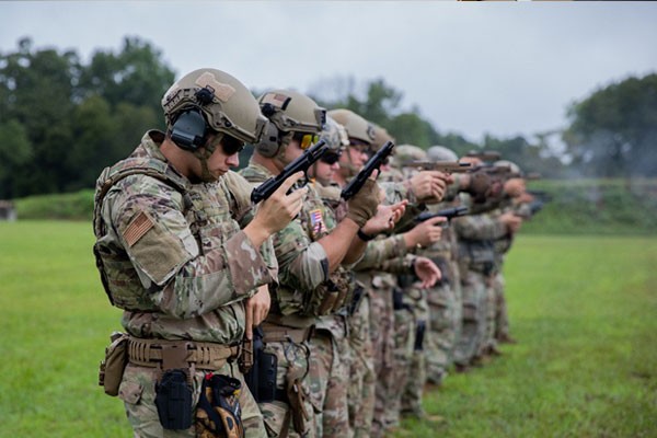 Members of the Tennessee National Guard compete at the TAG Pistol Match, Aug. 21, at Tullahoma’s Volunteer Training Site. The TAG Match is an annual marksmanship competition and training event hosted by the Tennessee Combat Marksmanship Program. (Photo by Pfc. Olivia Gum)