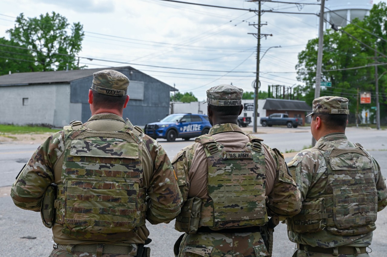 Soldiers from the Tennessee National Guard’s 190th Combat Engineer Company, with the Memphis Safe Task Force, supported the Memphis Police Department while responding to a shooting in North Memphis, providing immediate medical aid to the victim and securing key evidence, April 12. (submitted photo) Photo of three Soldiers from the Tennessee National Guard’s 190th Combat Engineer Company who supported the Memphis Police Department while responding to a shooting in North Memphis, providing immediate medical aid to the victim and securing key evidence, April 12. (submitted photo)