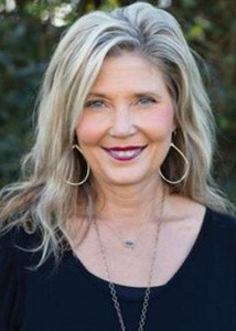 Headshot of Lisa Tipton