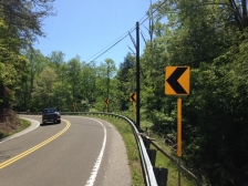 High-friction and curve delineation