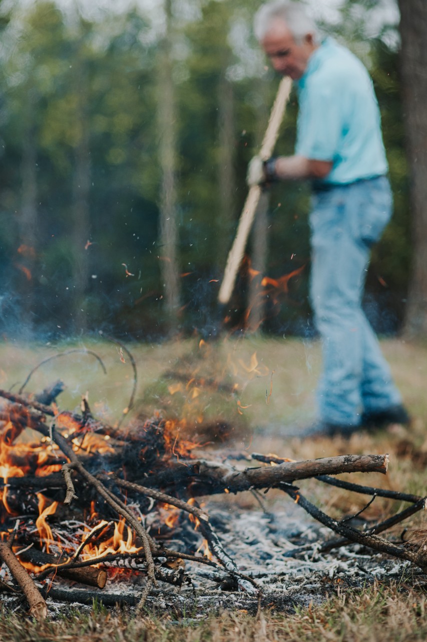 debrisburn-116 (1) debrisburn-116 (1)