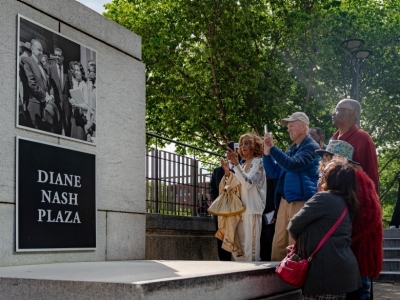 Visitors, including Nash’s contemporaries and their families, photograph the plaque and image of Diane Nash confronting Mayor Ben West before the dedication of Diane Nash Plaza on April 20, 2024. Credit: Martin B. Cherry / Nashville Banner Visitors, including Nash’s contemporaries and their families, photograph the plaque and image of Diane Nash confronting Mayor Ben West before the dedication of Diane Nash Plaza on April 20, 2024. Credit: Martin B. Cherry / Nashville Banner