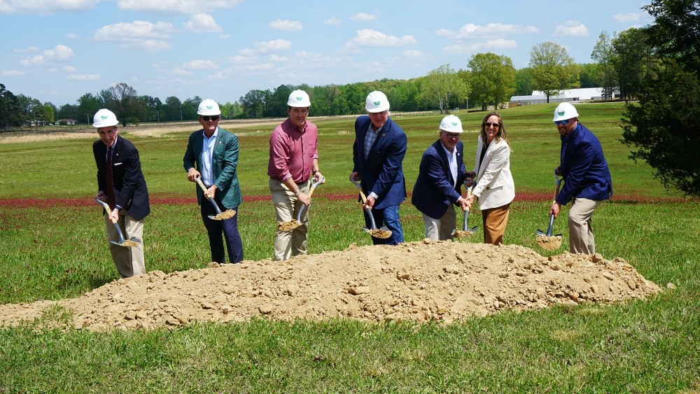 WET Center Groundbreaking with (L-R) U.S. Rep. David Kustoff, 8th District of Tennessee; Randy Boyd, president, University of Tennessee; Mayor Todd Pulse, Hardeman County; State Sen. Page Walley, Bolivar; Commissioner David Salyers, TDEC; Alison Franklin, executive director, WET Center; David Blackwood, executive director, West Tennessee River Basin Authority.