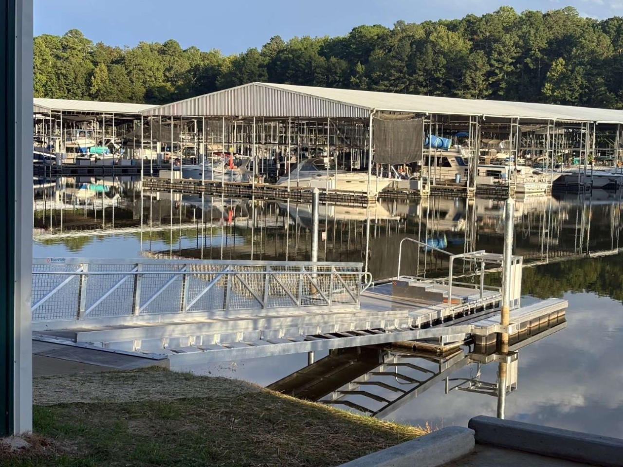 Image of accessible paddling launch at Pickwick Landing State Park Image of accessible paddling launch at Pickwick Landing State Park