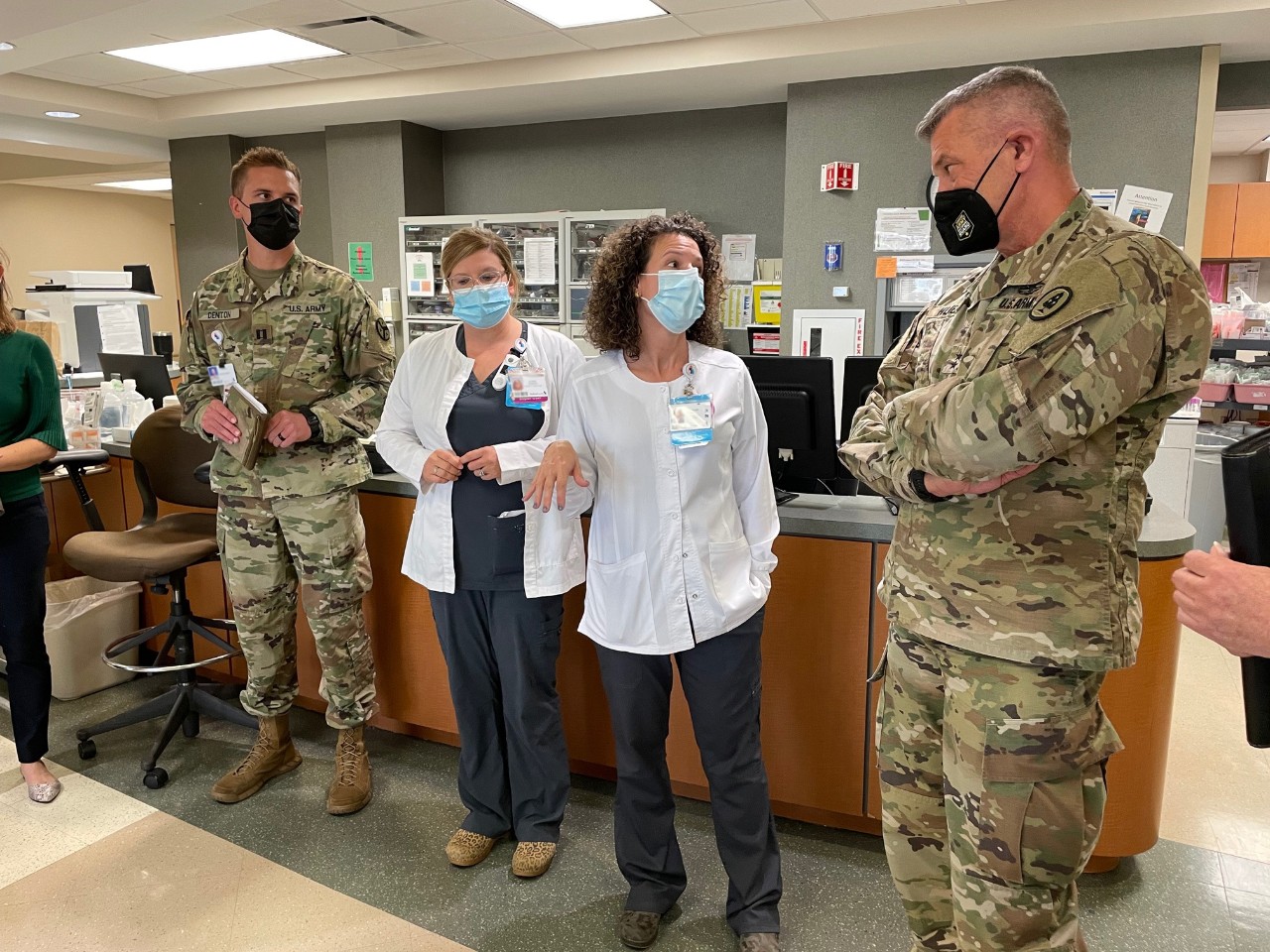 Tennessee’s Adjutant General and representatives from Tennessee’s Department of Health visited Johnson City Medical Center where Soldiers and Airmen with the Tennessee National Guard are actively helping medical staff in their fight against the COVID-19 pandemic, Sept. 30. Tennessee’s Adjutant General and representatives from Tennessee’s Department of Health visited Johnson City Medical Center where Soldiers and Airmen with the Tennessee National Guard are actively helping medical staff in their fight against the COVID-19 pandemic, Sept. 30.