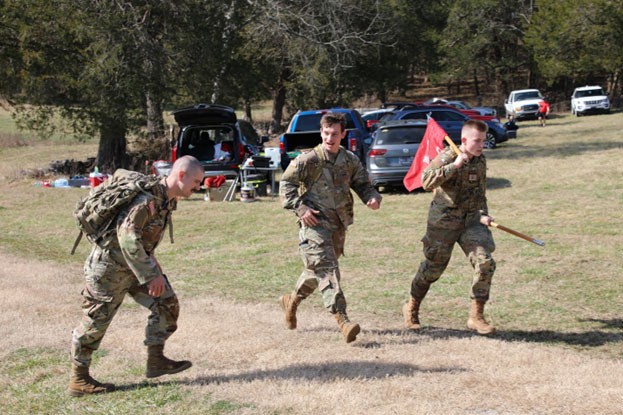Members of Trenton’s 230th Engineer Battalion participate in a 12-hour ruck march relay called the ‘Black Toe Run,’ in Watertown, Feb. 3. More than 25 Tennessee Guardsmen split into two-person teams and rucked for 12 hours straight, alternating one at a time, around a 5.1-mile trail at Hardin Farm. (Photo by Sgt. 1st Class Timothy Cordeiro) Members of Trenton’s 230th Engineer Battalion participate in a 12-hour ruck march relay called the ‘Black Toe Run,’ in Watertown, Feb. 3. More than 25 Tennessee Guardsmen split into two-person teams and rucked for 12 hours straight, alternating one at a time, around a 5.1-mile trail at Hardin Farm. (Photo by Sgt. 1st Class Timothy Cordeiro)