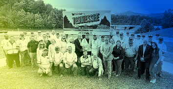 Governor Lee with Tennessee Welcome Sign