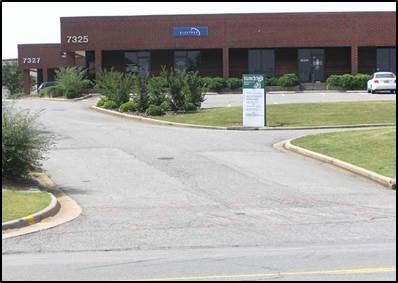 Image of Commercial Building Driveway Entrance Image of Commercial Building Driveway Entrance