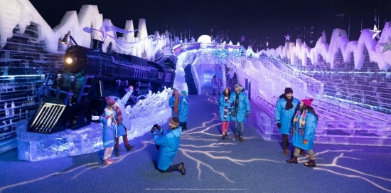 Gaylord Opryland ICE! Polar Express Exhibit Gaylord Opryland ICE! Polar Express Exhibit