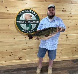 Largemouth Bass, 15 lbs, 7.5 oz., Nickajack Reservoir, Darren Nunley, February 28, 2026