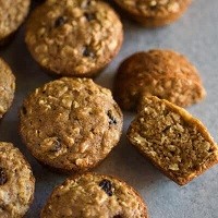 Applesauce Oat Muffins