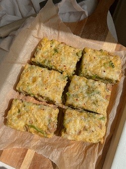 High Protein Broccoli Breakfast Bars broccoli breakfast bars
