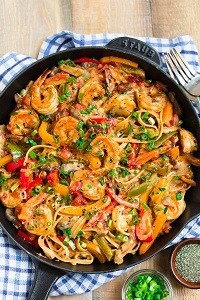Cajun Shrimp Pasta a pan of cajun shrimp pasta on a counter top