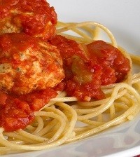 Whole Wheat Spaghetti with Marinara and Turkey Meatballs whole wheat spaghetti with marinara and turkey meatballs